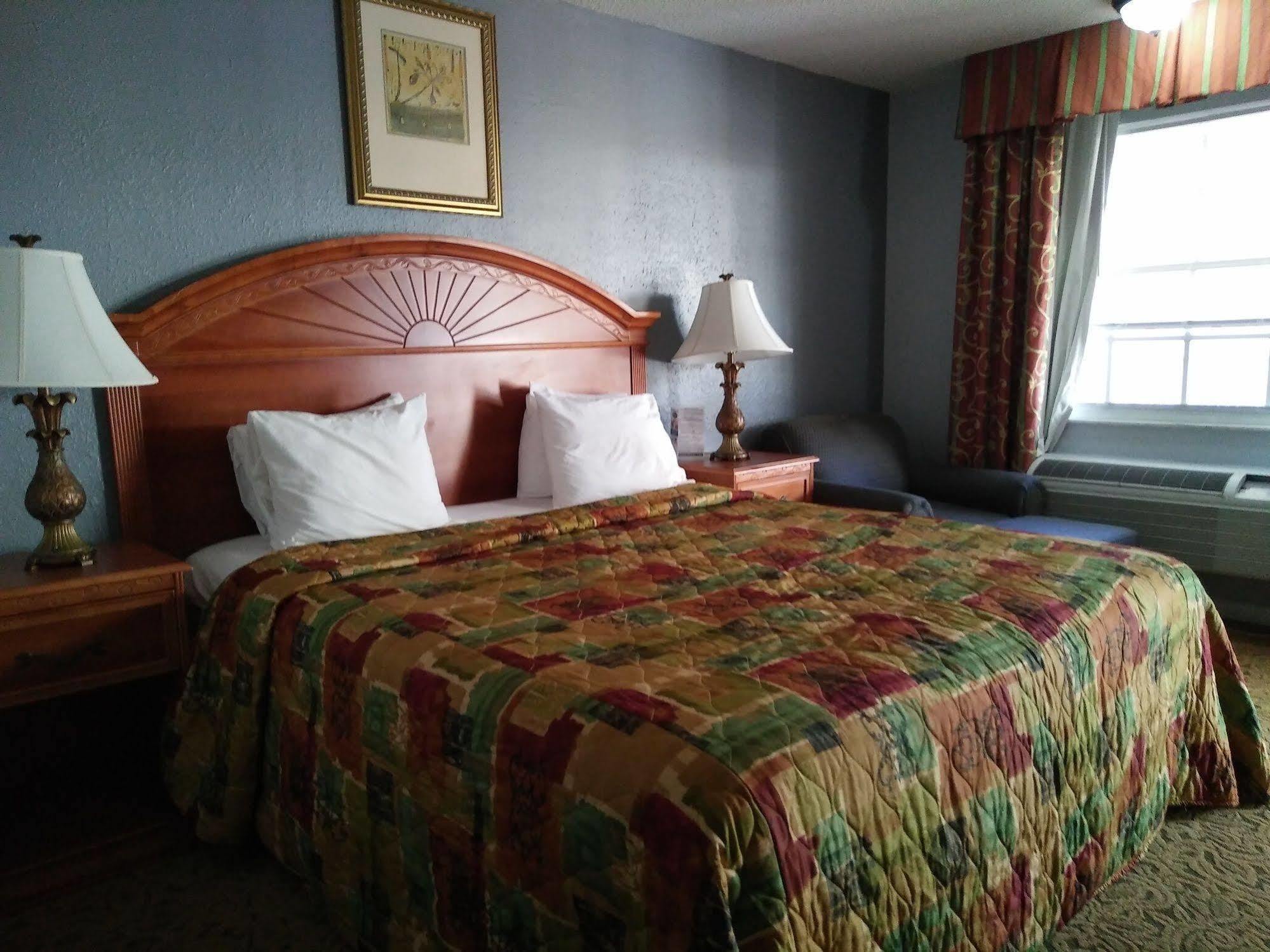 Venice Gardens Travelodge By Wyndham Venice מראה חיצוני תמונה